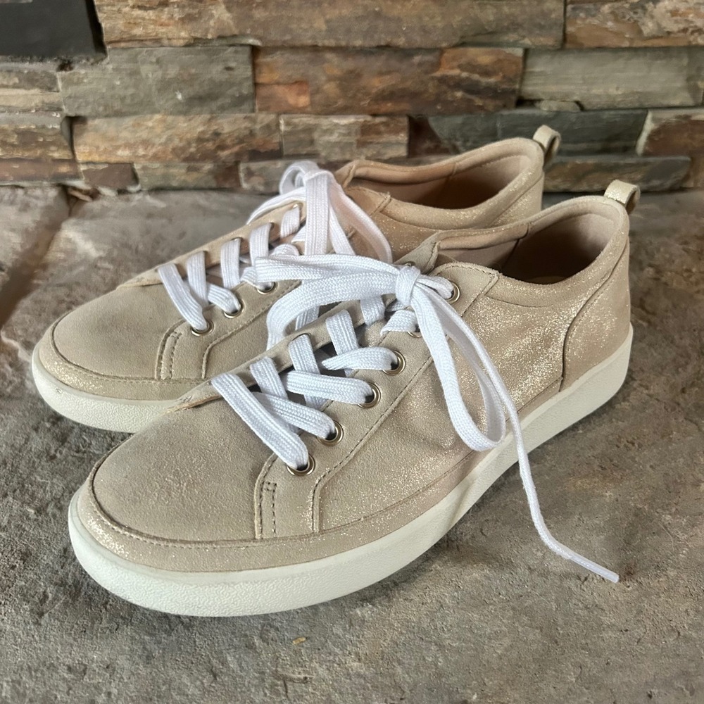 Vionic Winny Gold Metallic Comfort Sneakers Size 9 - Picture 3 of 7